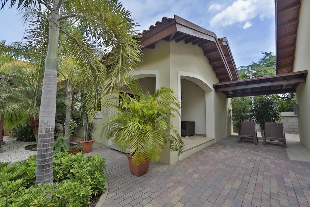 פאלם ביץ' Costa Esmeralda Village מראה חיצוני תמונה