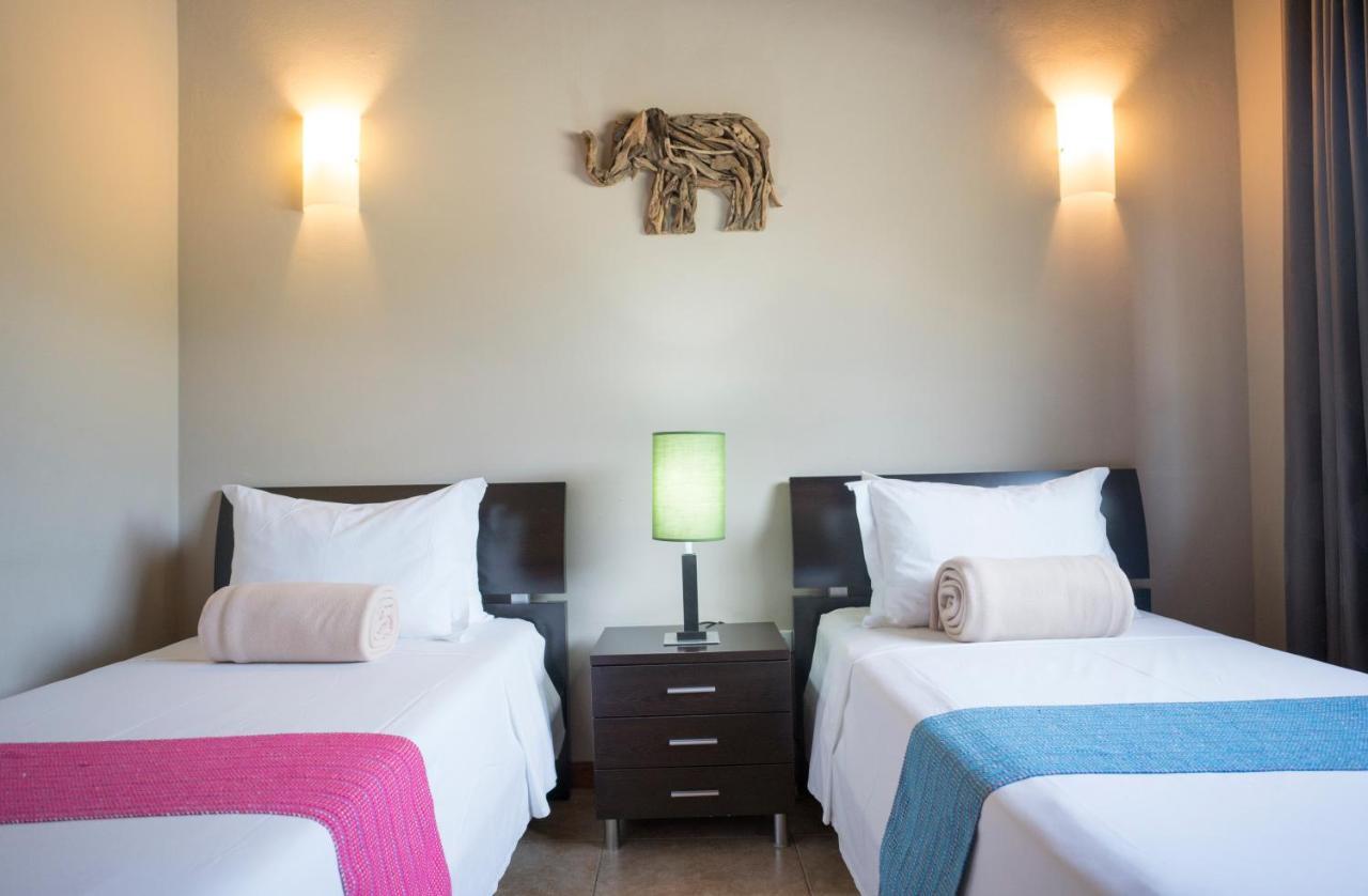 פאלם ביץ' Costa Esmeralda Village מראה חיצוני תמונה